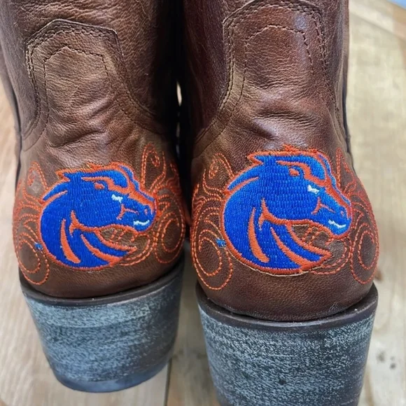 NWT Women's Boise State University Gameday Boots - Picture 6 of 7